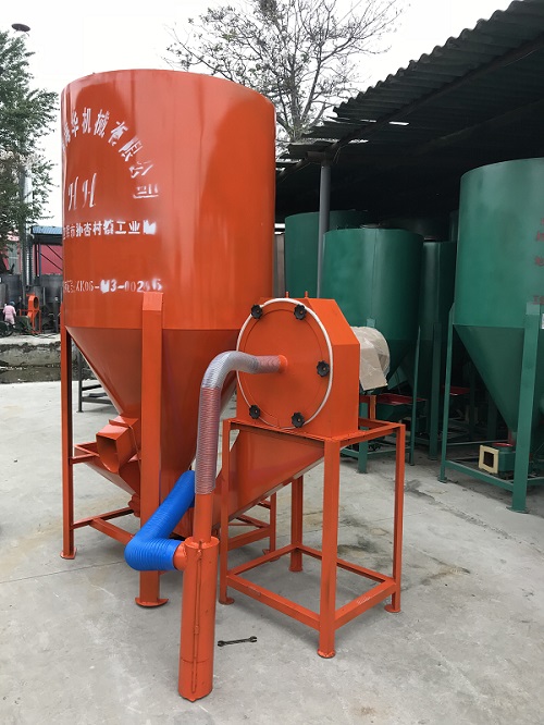 小型飼料粉碎機、制粒機在飼料生產(chǎn)中的關(guān)鍵功能與價值